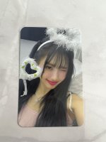 Everglow: Zombie: Apple Music Photocard