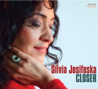 Josifoska Silvia: Closer