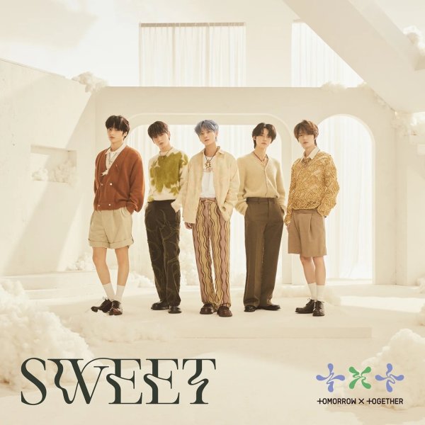 Tomorrow X Together (TXT): Sweet (International)